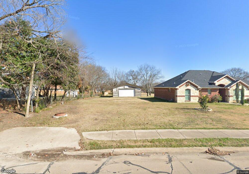 400 N Paris St, Ennis, TX 75119 - photo 1