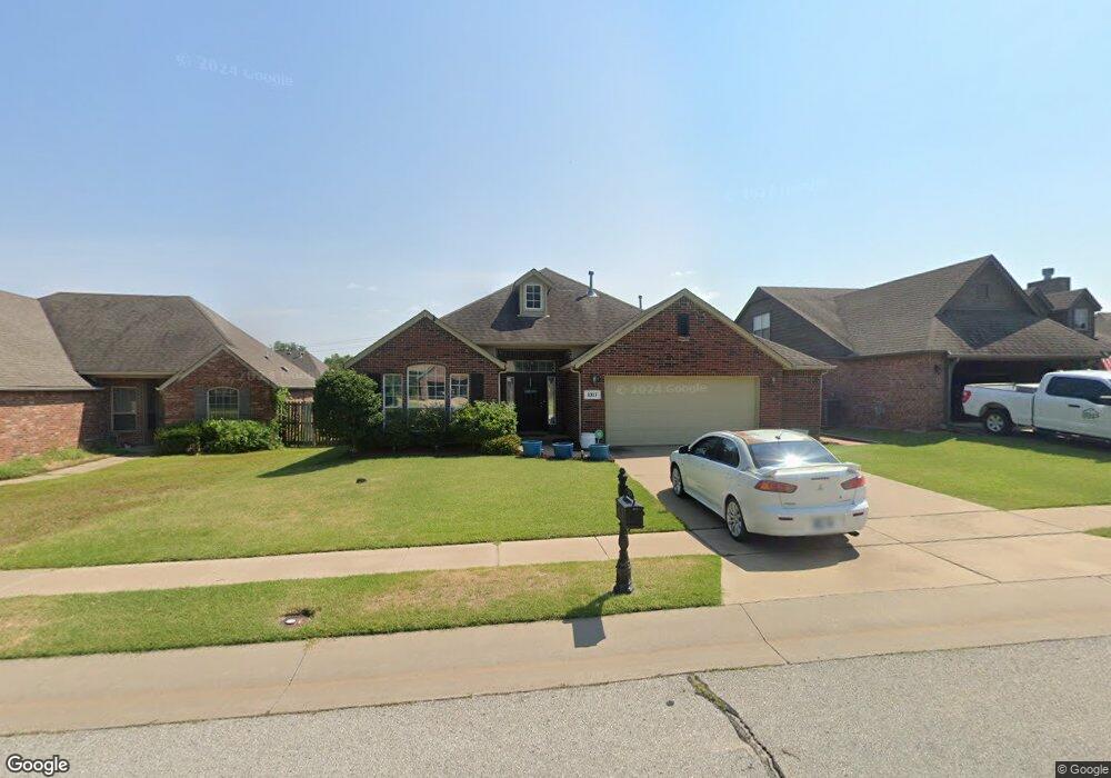 2317 W Pensacola St, Broken Arrow, OK 74011 - photo 1