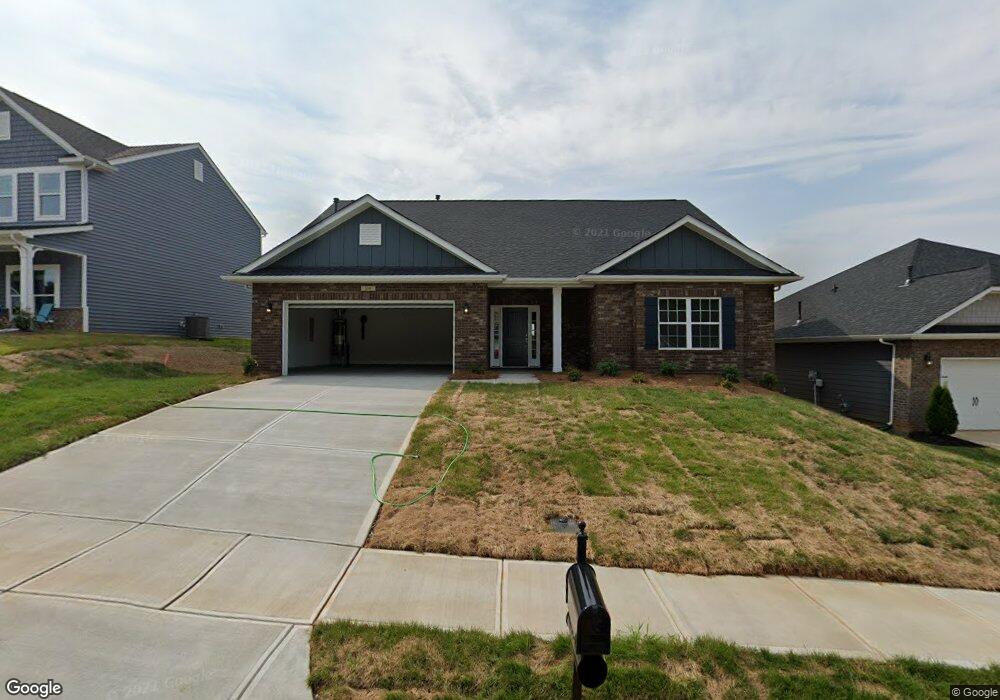 110 Fleming Dr, Statesville, NC 28677 - photo 1