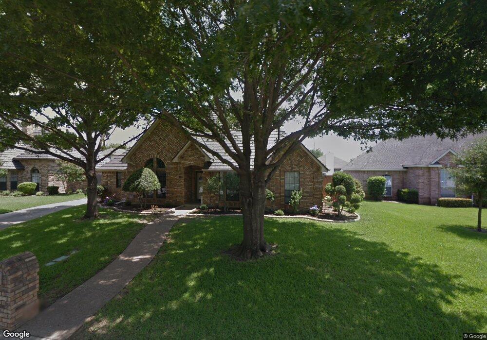 521 Quail Cove Ct, Hurst, TX 76054 - photo 1