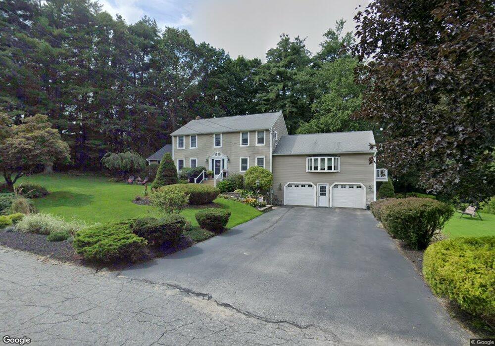 17 Gore Gable Dr, Webster, MA 01570 - photo 1