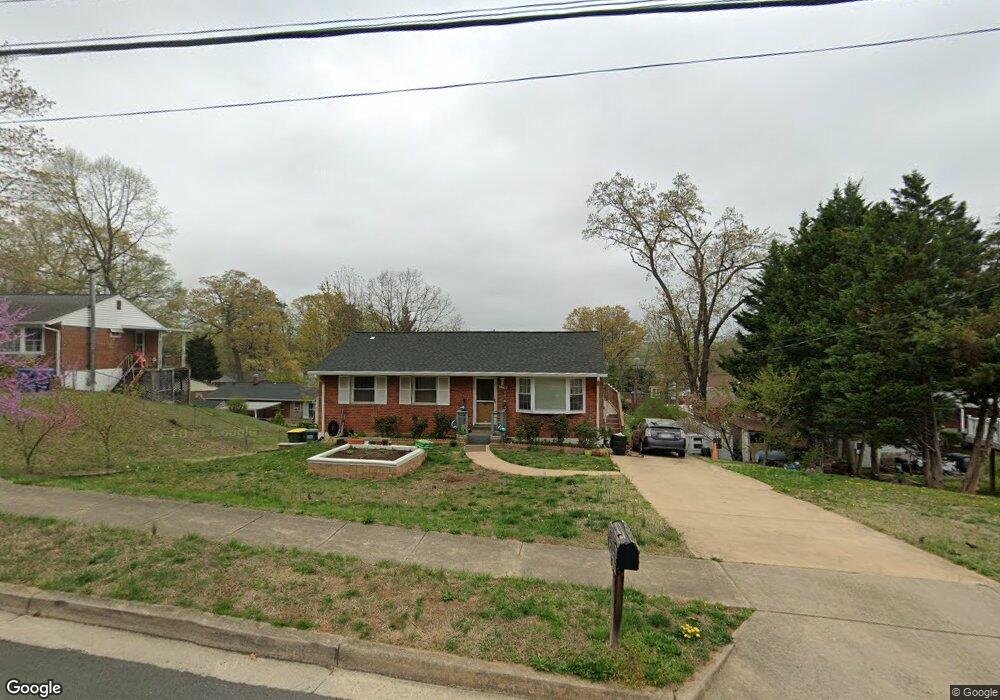 7502 Cullum St, Lorton, VA 22079 - photo 1