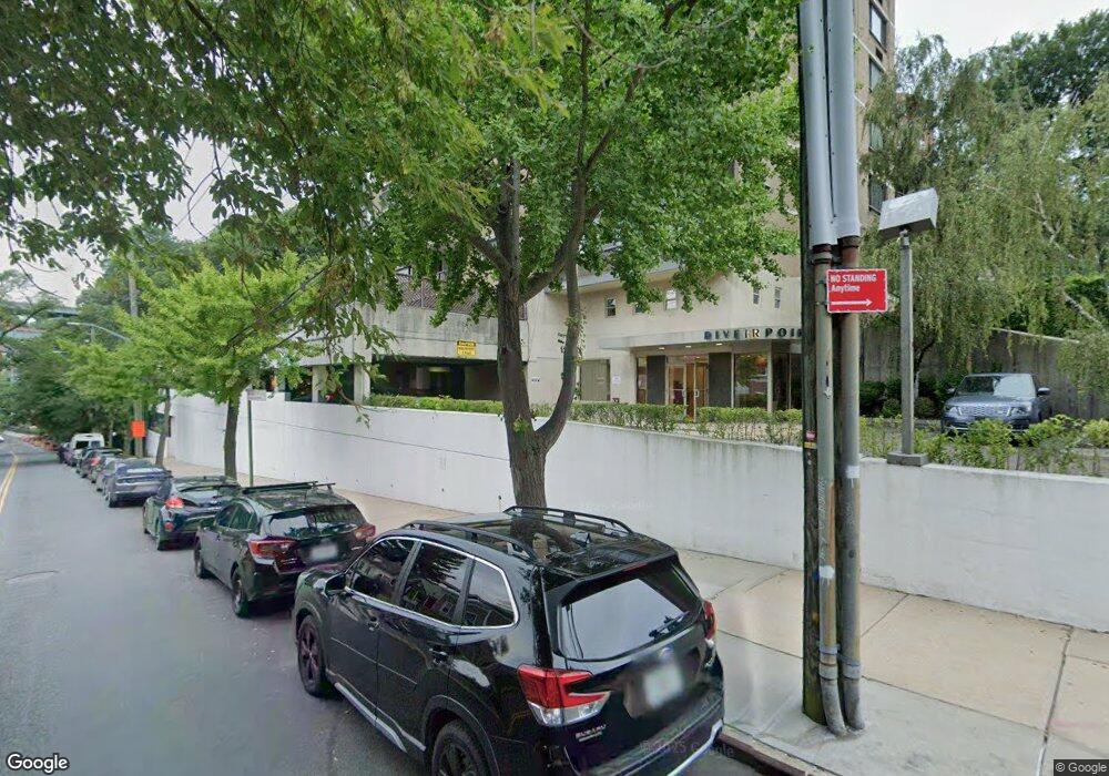 Riverpointe unit 17G, Bronx, NY 10463 - photo 1