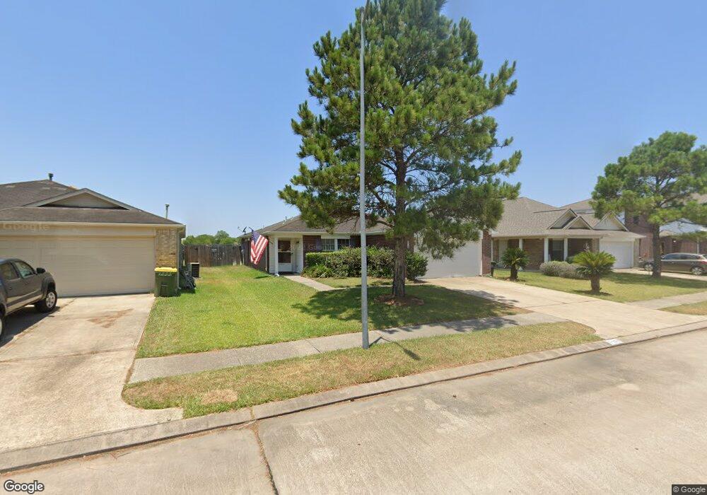 3014 Centennial Village Dr, Pearland, TX 77584 - photo 1