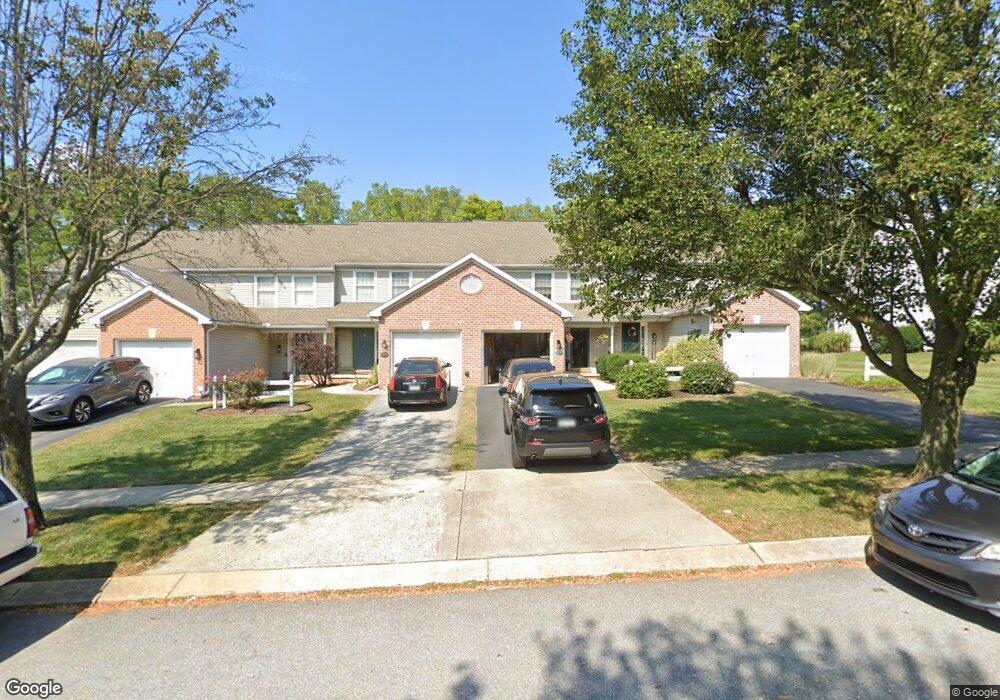 4077 Buttonwood Dr, Mount Joy, PA 17552 - photo 1