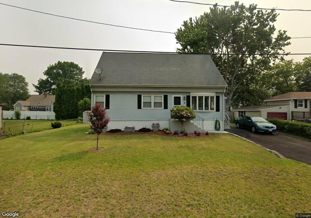 9 Camden Ave, Worcester, MA 01604 - photo 1