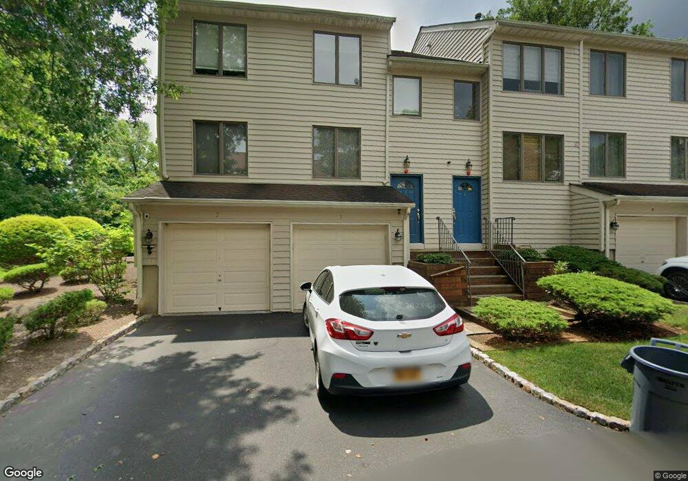 1 L Ambiance Ct unit 1, Bardonia, NY 10954 - photo 1