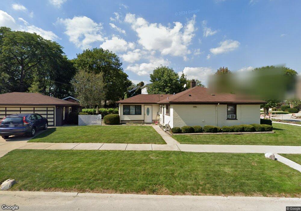 858 W Grant Dr, Des Plaines, IL 60016 - photo 1