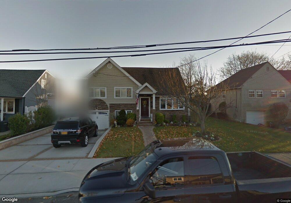 172 Bennett St, Oceanside, NY 11572 - photo 1