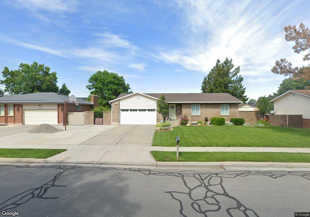 7870 S 450 E, Sandy, UT 84070 - photo 1