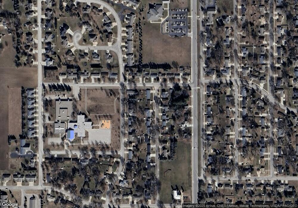 2002 13th St SW, Austin, MN 55912 - photo 1