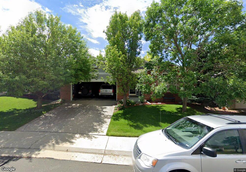 5476 S Versailles Way, Aurora, CO 80015 - photo 1