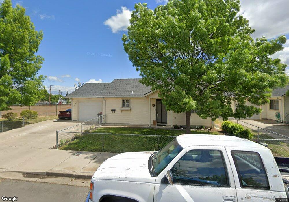 836 Cedar St, Medford, OR 97501 - photo 1