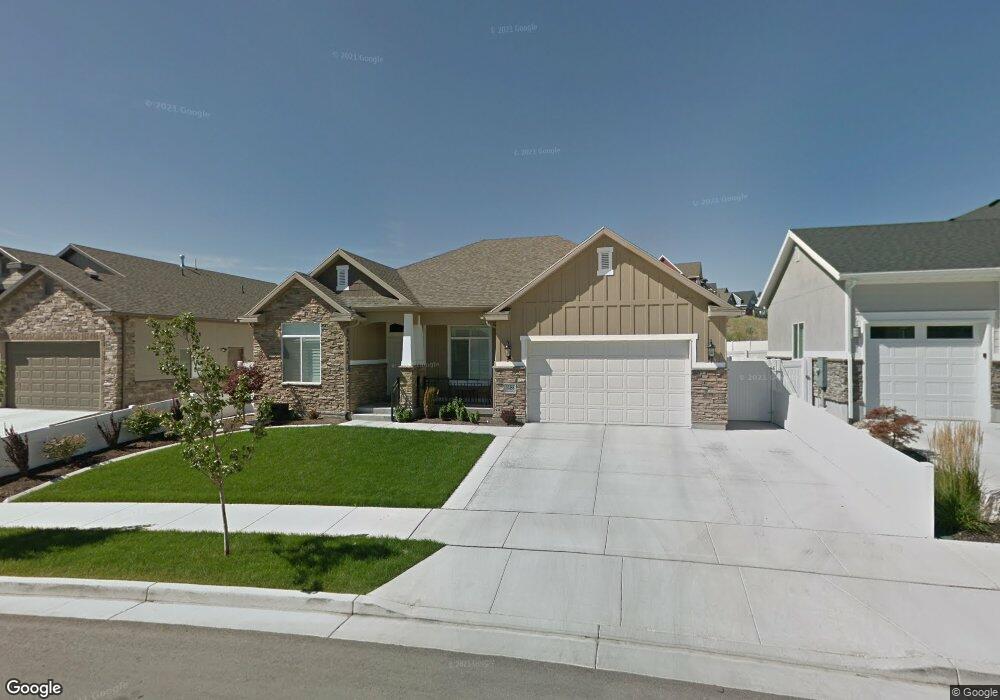 10458 S Walnut Canyon Ln, South Jordan, UT 84009 - photo 1
