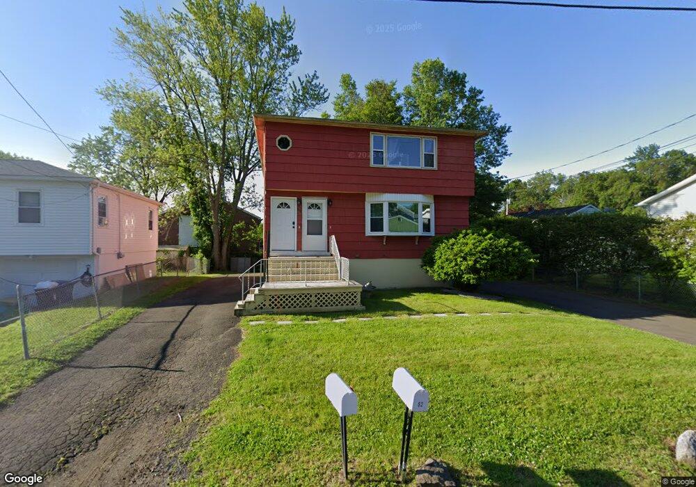 52 Lydia St unit 2, West Haven, CT 06516 - photo 1