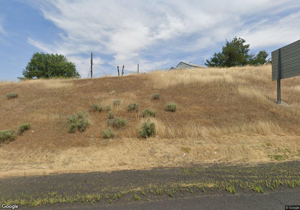 814 SW 15th St, Pendleton, OR 97801 - photo 1