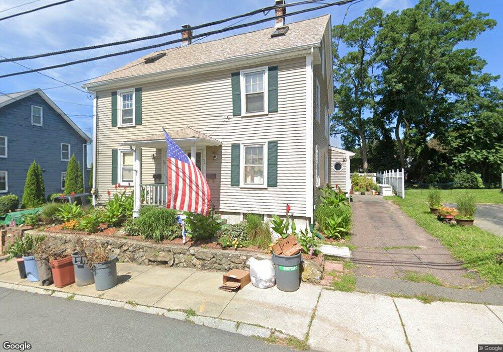 37 Richardson St, Woburn, MA 01801 - photo 1