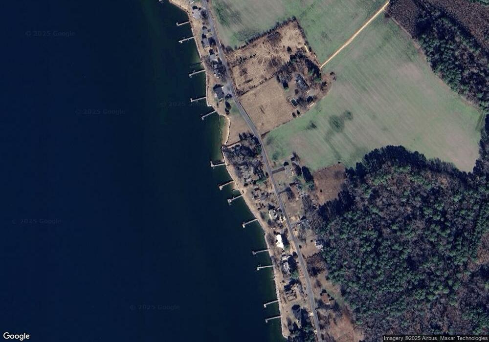 17887 River Shore Dr, Tall Timbers, MD 20690 - photo 1