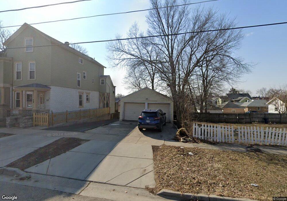 217 Cherry St unit 19, Elgin, IL 60120 - photo 1