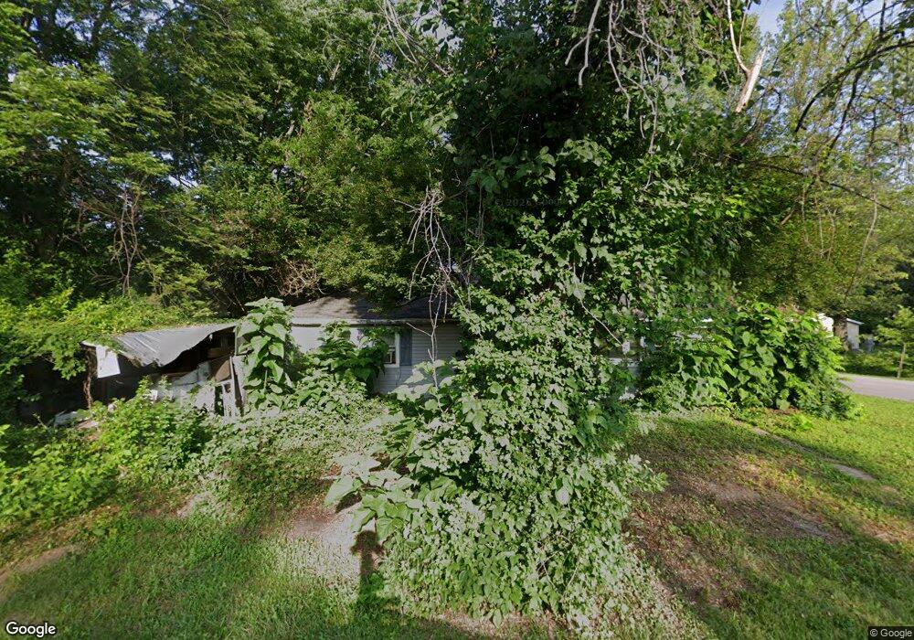 316 S Ellen St, Elnora, IN 47529 - photo 1