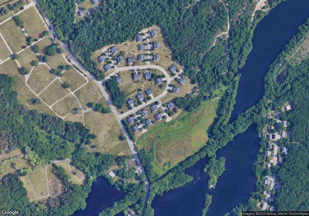 18 Fox Run Rd, Blackstone, MA 01504 - photo 1