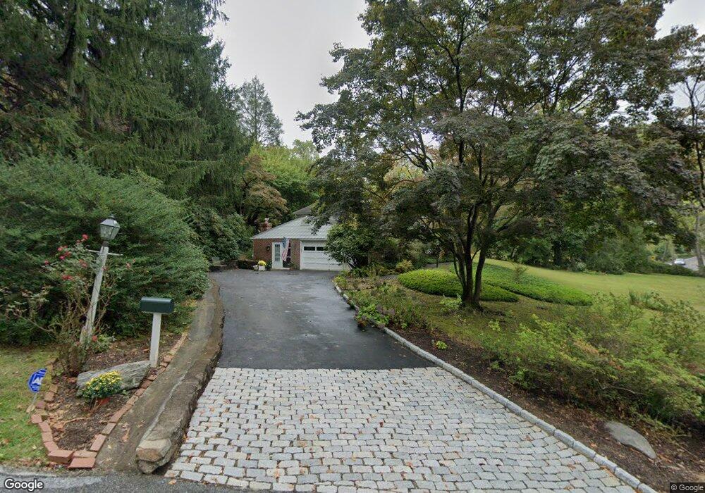 292 Aronimink Dr, Newtown Square, PA 19073 - photo 1