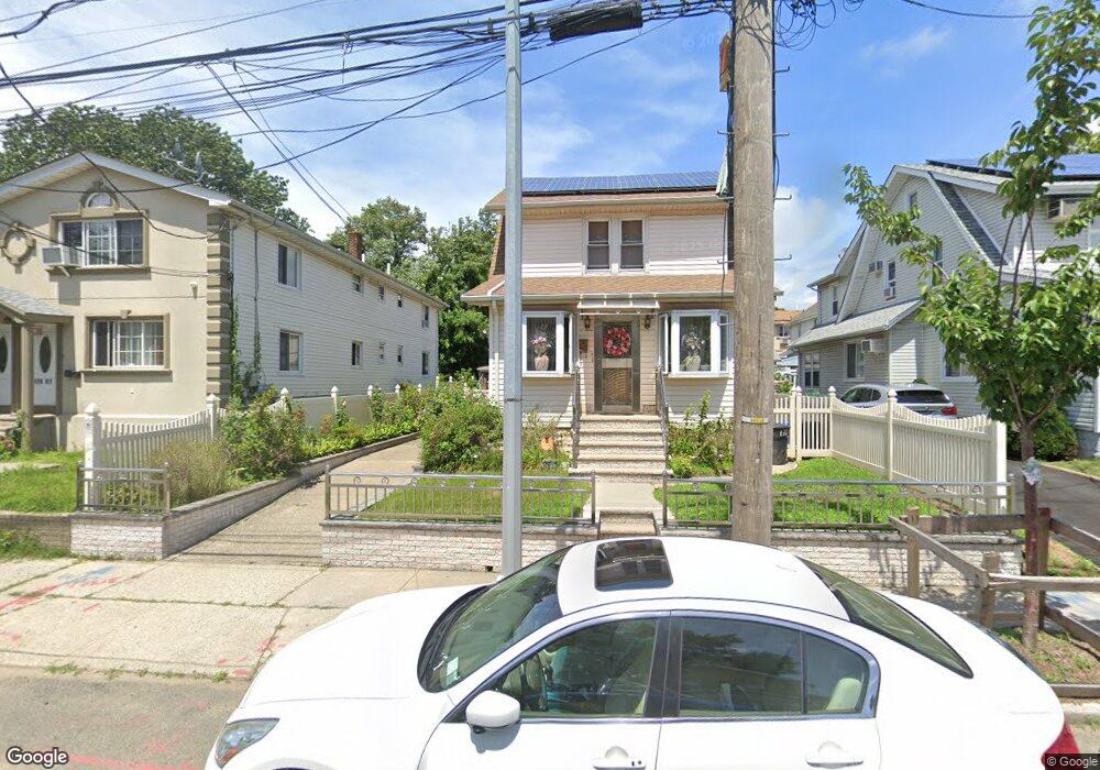 17811 119th Rd, Jamaica, NY 11434 - photo 1