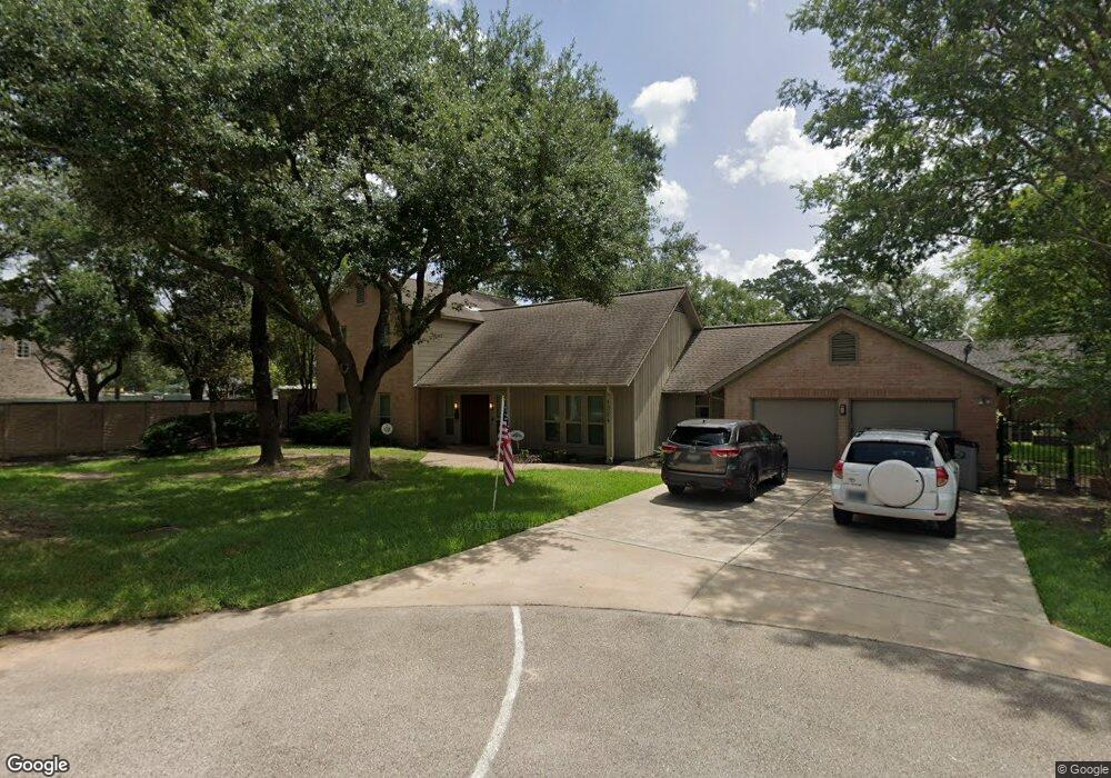 1324 Pine Chase Dr, Houston, TX 77055 - photo 1