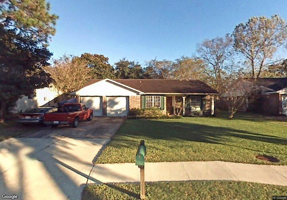 213 Mary Ann Dr, Friendswood, TX 77546 - photo 1