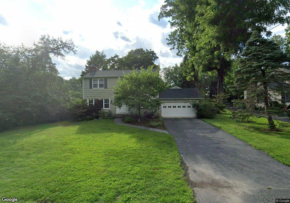 19 Meadow Brook Rd, Irvington, NY 10533 - photo 1