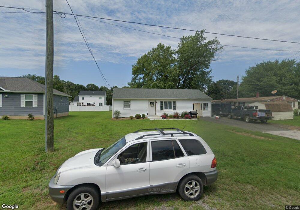 187 Brooks Dr, Colonial Beach, VA 22443 - photo 1