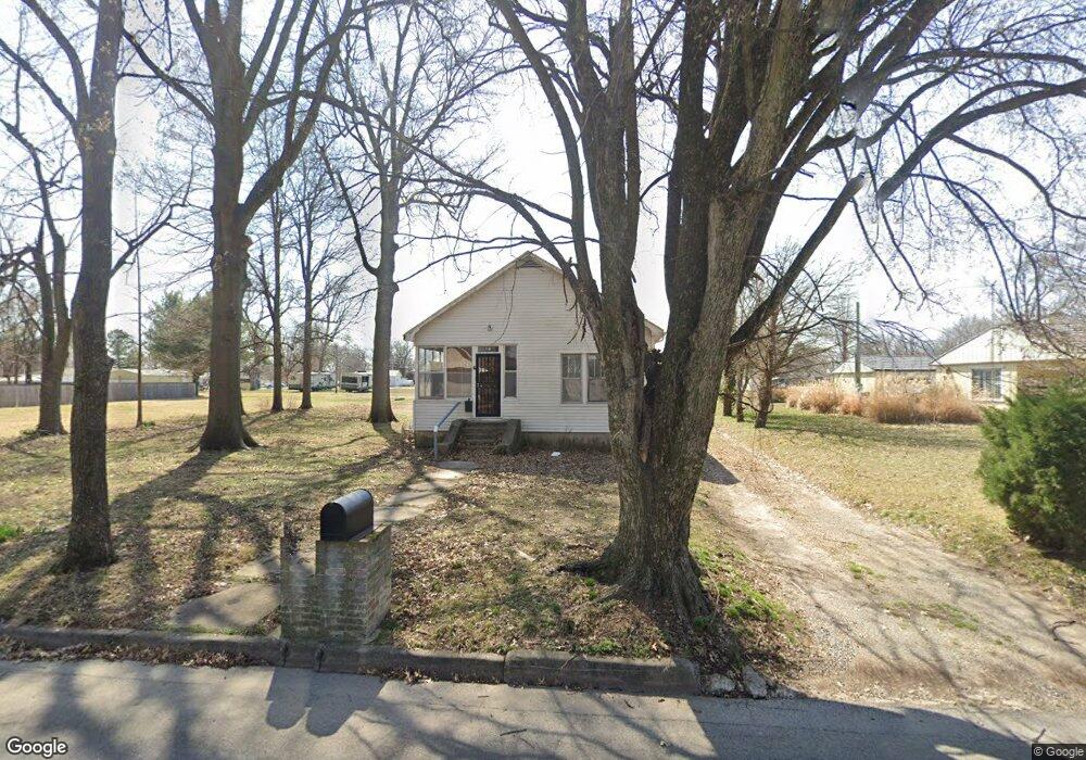 730 Davis St, New Madrid, MO 63869 - photo 1