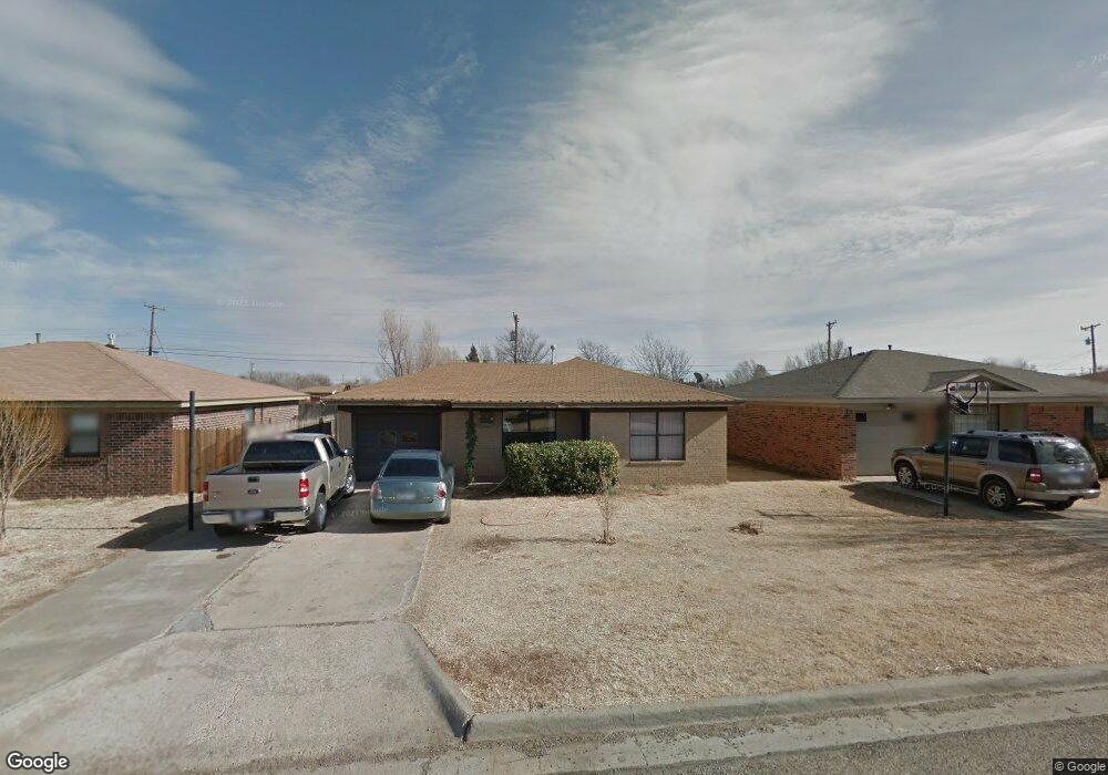 516 Oak Ave, Dumas, TX 79029 - photo 1