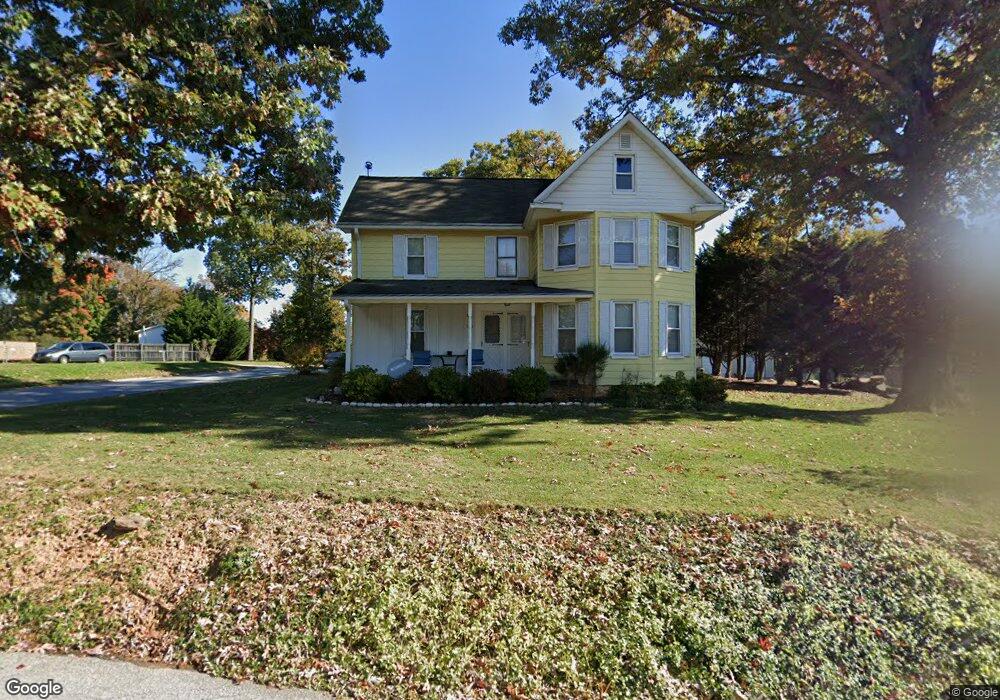 5835 Mineral Hill Rd, Sykesville, MD 21784 - photo 1