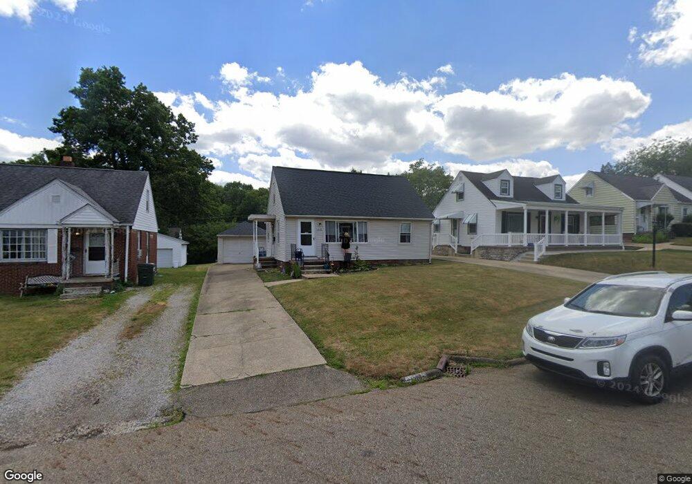 1326 Spangler Rd NE, Canton, OH 44714 - photo 1