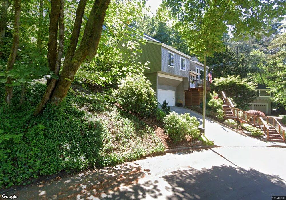 1170 Oxford Dr, Lake Oswego, OR 97034 - photo 1