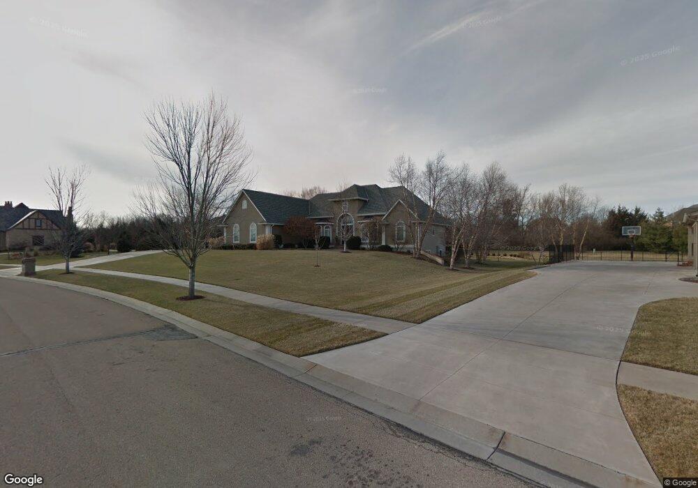 1131 SW Camden Ln, Topeka, KS 66604 - photo 1