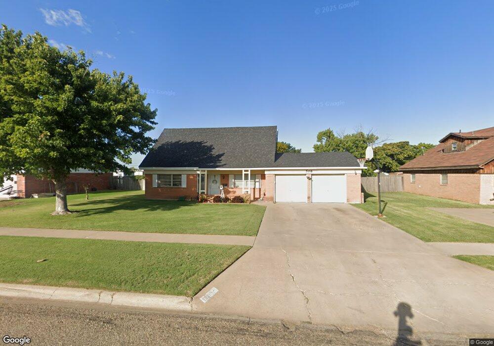 508 Phillips Dr, Dumas, TX 79029 - photo 1