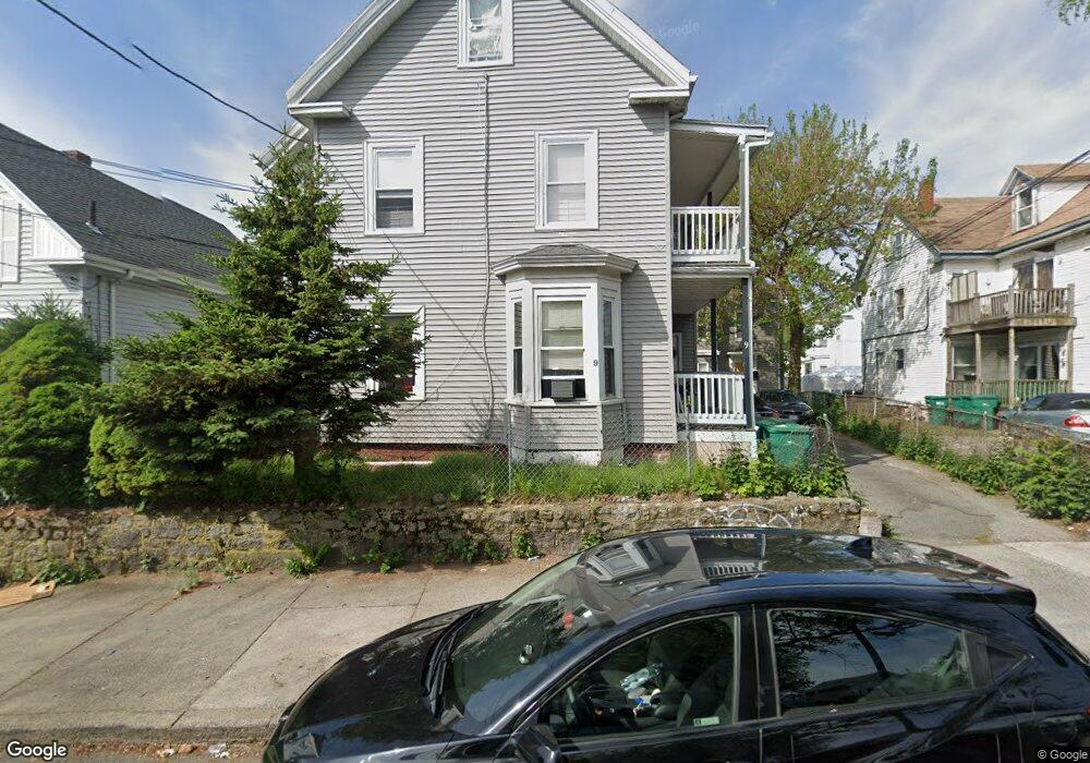 9 Lander St, Lynn, MA 01902 - photo 1