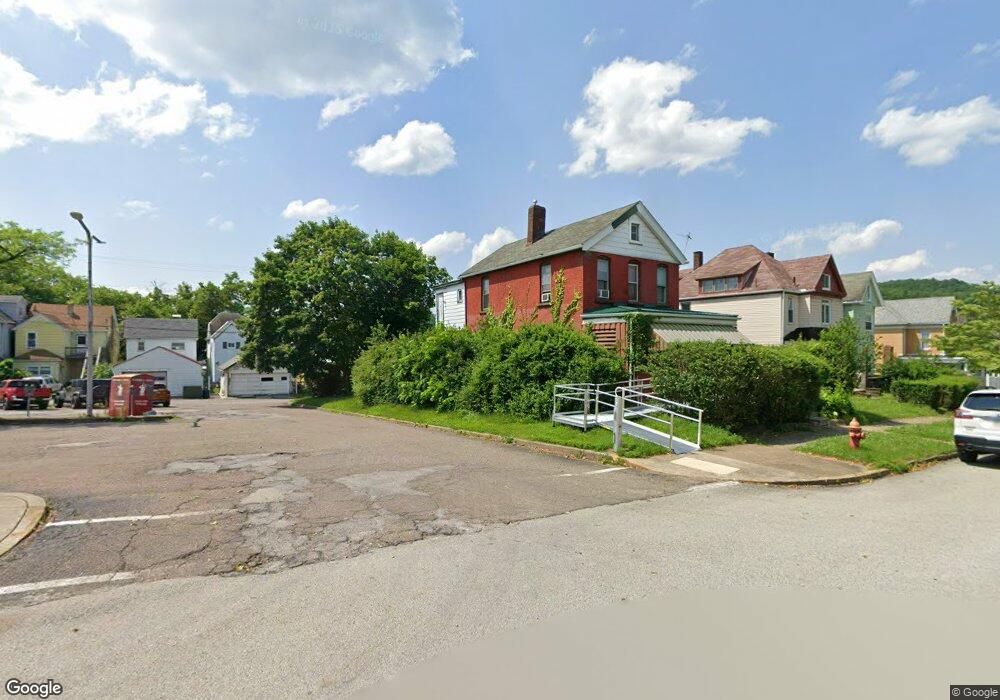 114 Columbia Ave, Vandergrift, PA 15690 - photo 1