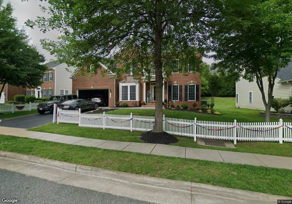 1950 Powells Landing Cir, Woodbridge, VA 22191 - photo 1