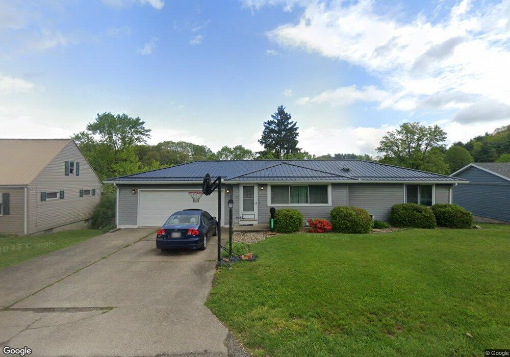 1802 Walnut St, Coshocton, OH 43812 - photo 1