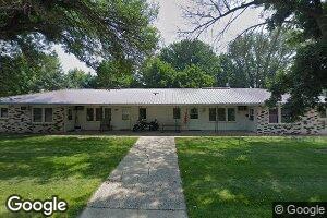 1421 Cedar St, Hull, IA 51239