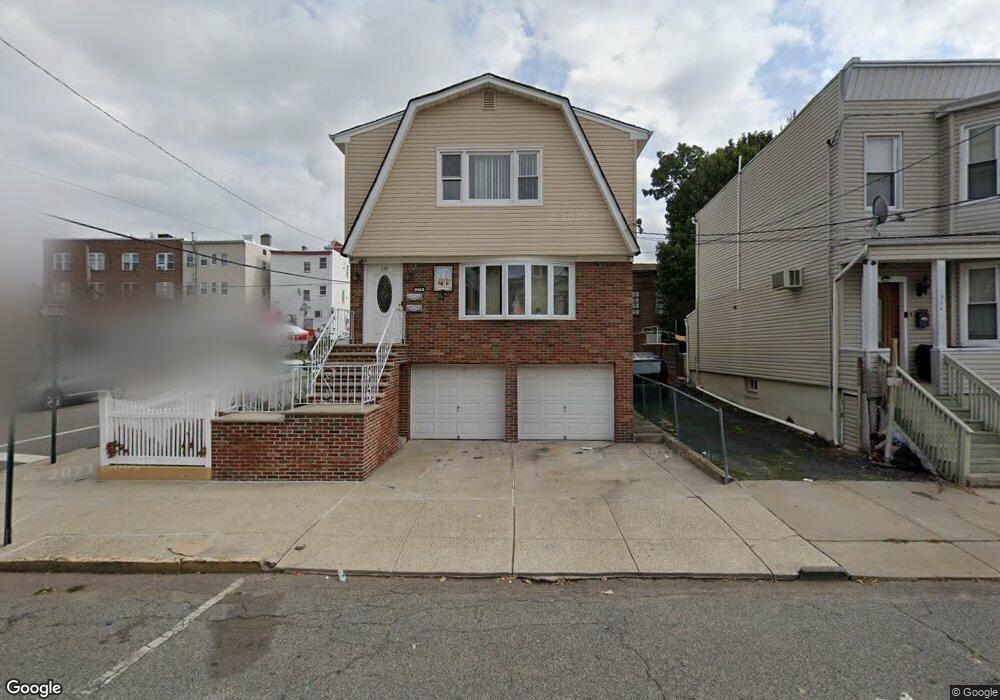 278 Maple St, Kearny, NJ 07032 - photo 1