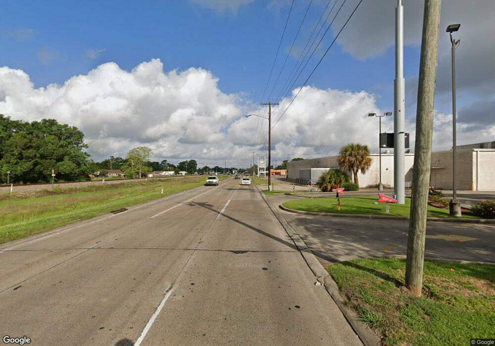 1200 E Saint Peter St, New Iberia, LA 70560 - photo 1