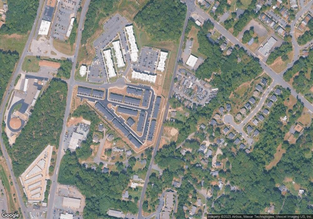 18231 Summit Pointe Dr, Triangle, VA 22172 - photo 1