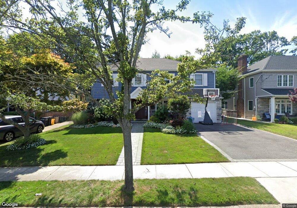 461 Barnard Ave, Cedarhurst, NY 11516 - photo 1