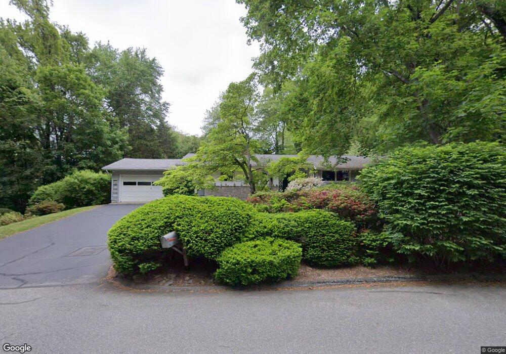 19 Clark Ln, Gales Ferry, CT 06335 - photo 1