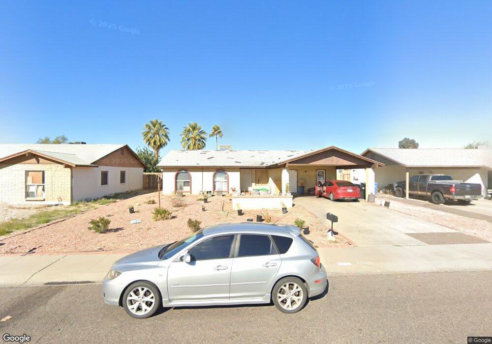 7526 W Heatherbrae Dr unit 7, Phoenix, AZ 85033 - photo 1