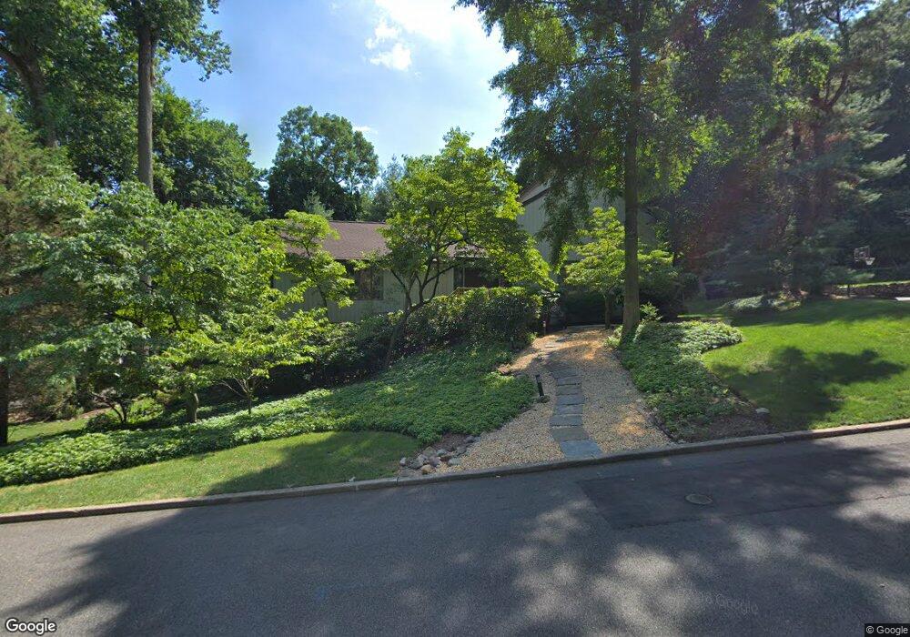 25 Berkshire Rd, Woodcliff Lake, NJ 07677 - photo 1